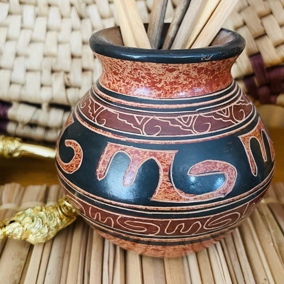 Vintage Other - 💫 1950s Handcrafted Vintage Costa Rican Antique Ceramic Boho Miniature Vase